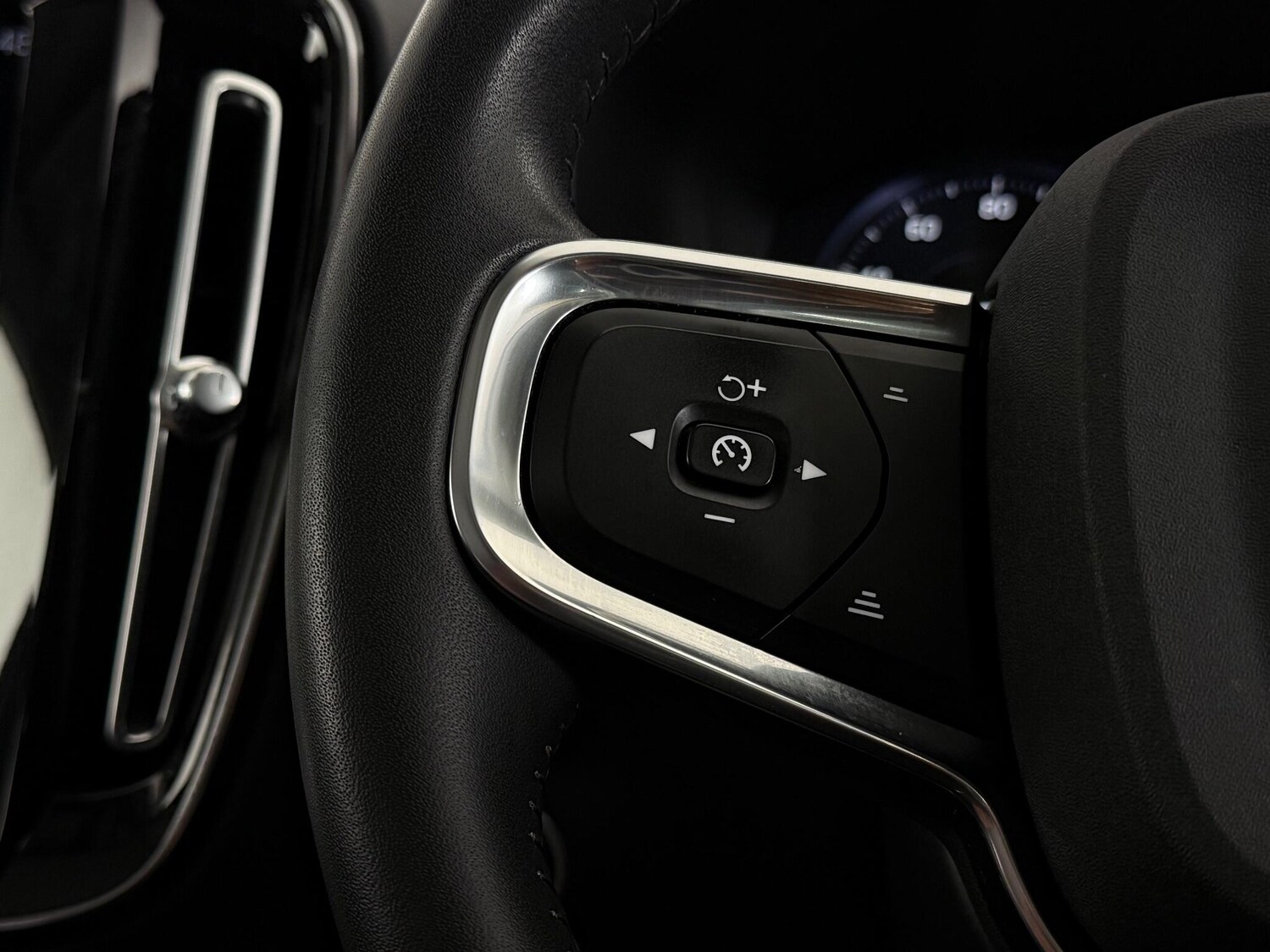 Used Volvo XC40 2020 for sale - 77246819: Photo 19