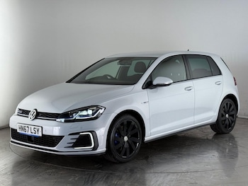 Used Volkswagen Golf 2017 for sale - 75590621: Photo