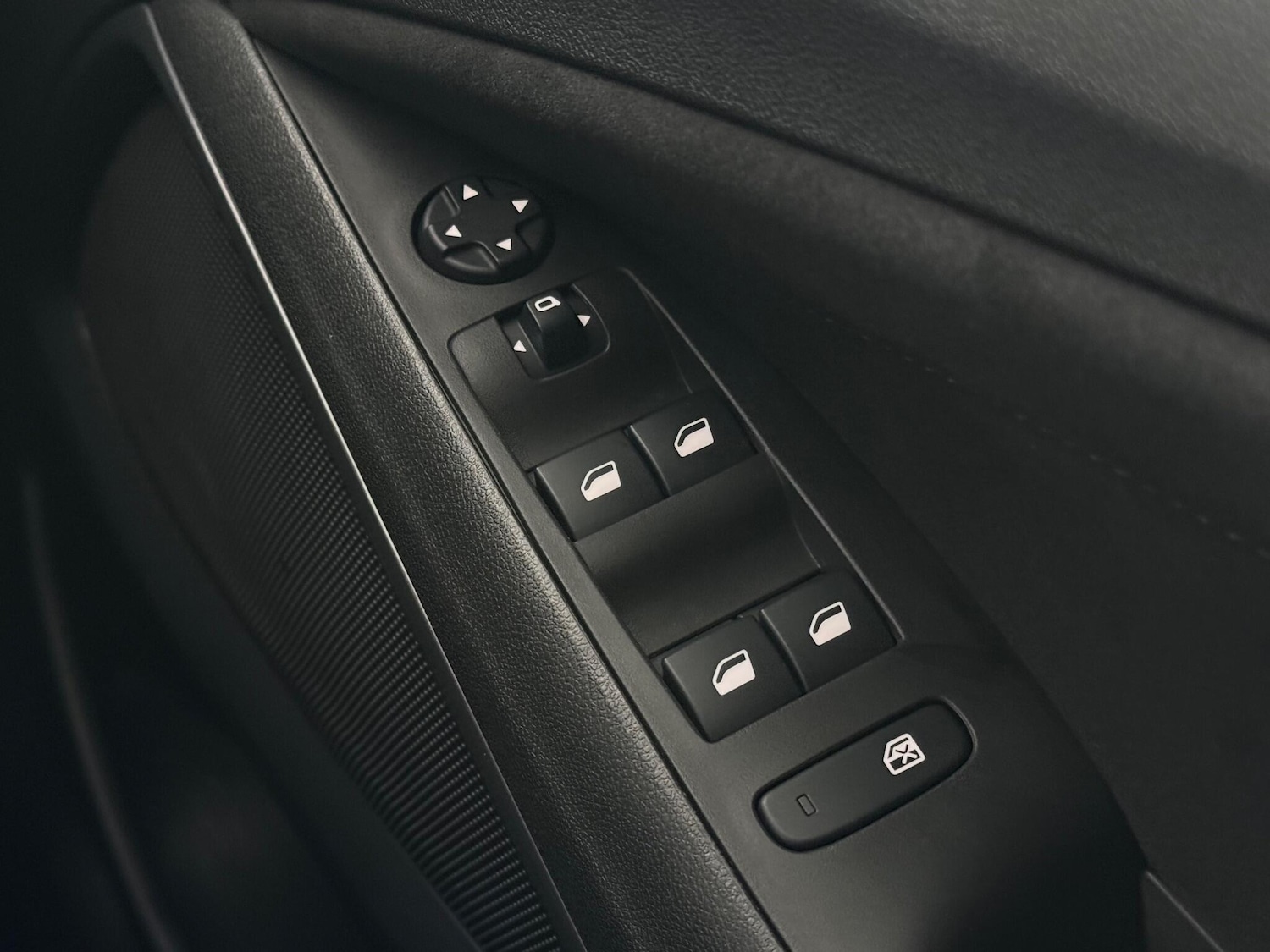 Used Vauxhall Crossland 2022 for sale - 77246231: Photo 22