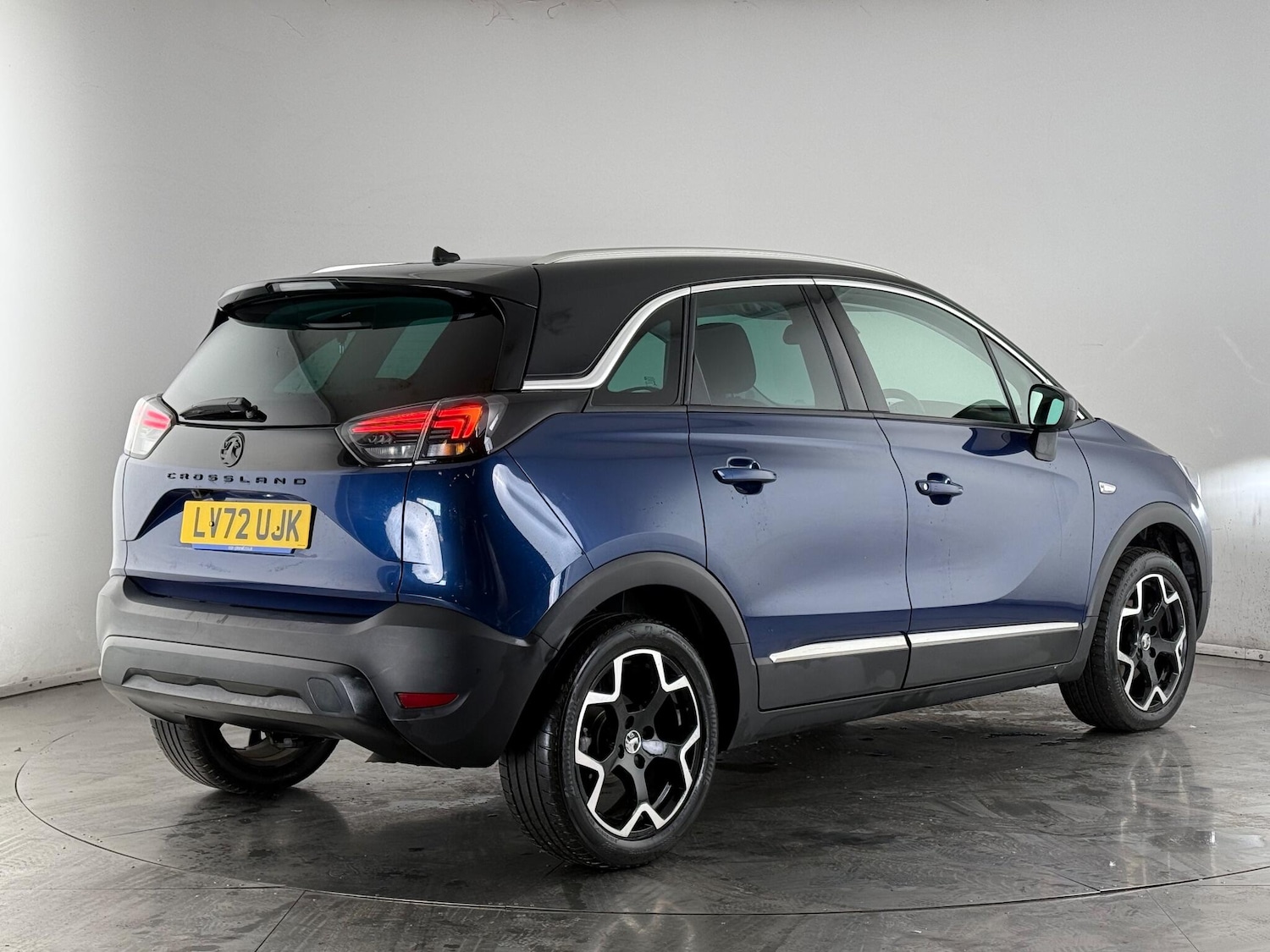 Used Vauxhall Crossland 2022 for sale - 77246231: Photo 4