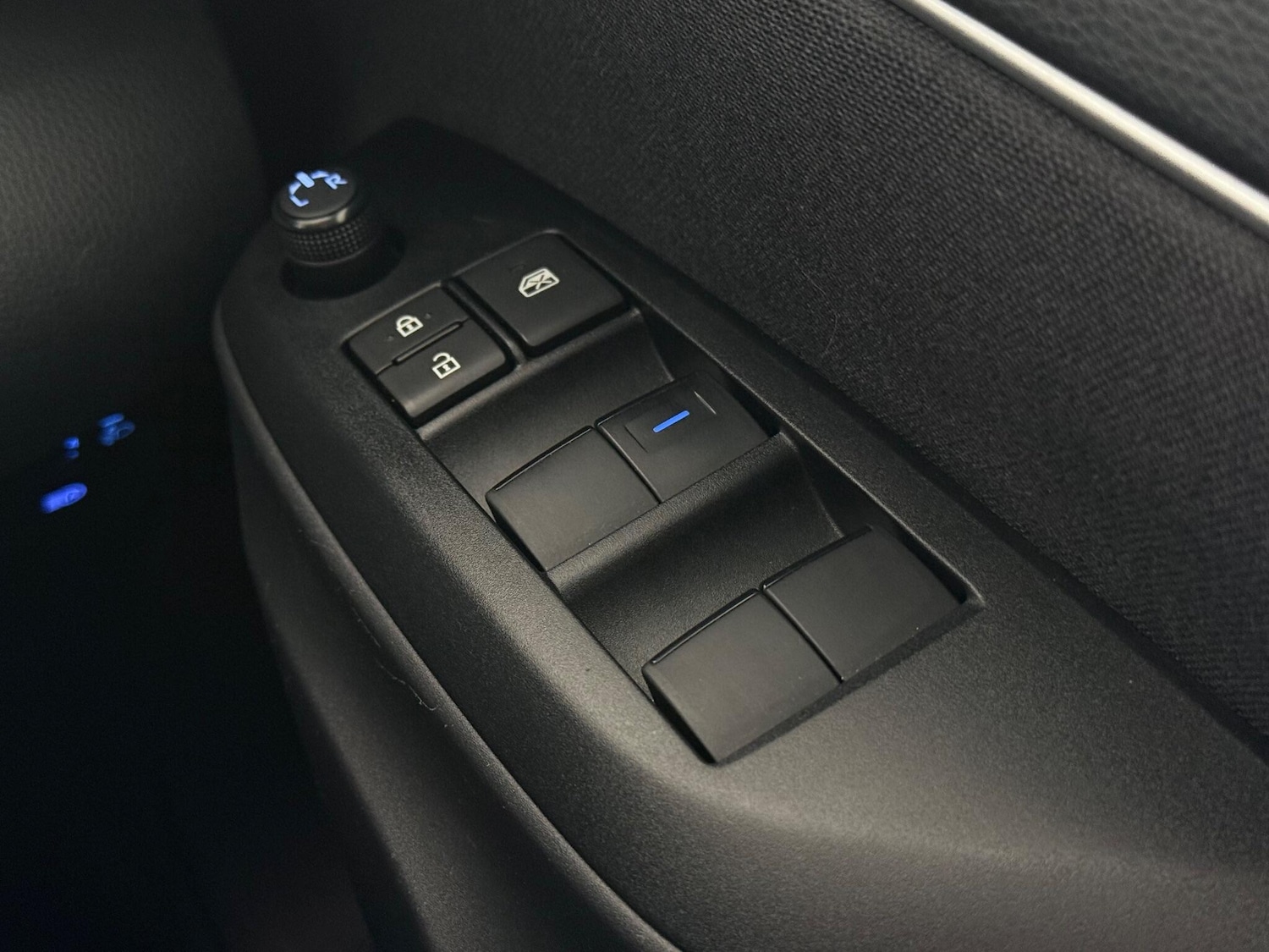 Used Toyota Yaris Cross 2023 for sale - 77182324: Photo 22