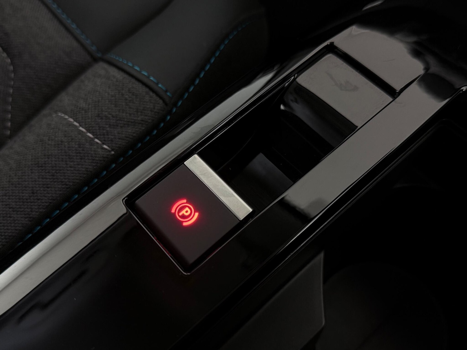 Used Citroen C4 2023 for sale - 76620552: Photo 43