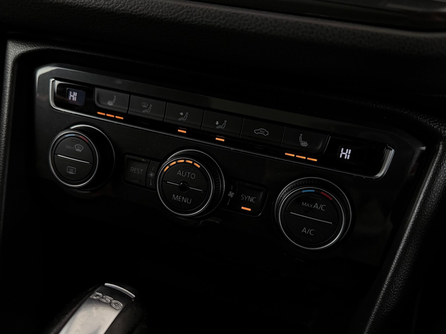 Used Volkswagen Tiguan 2019 for sale - 77246302: Photo 36