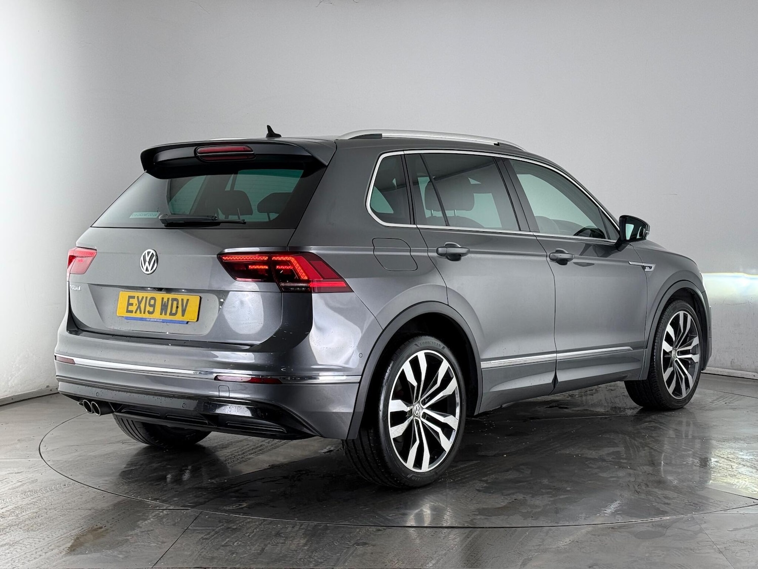 Used Volkswagen Tiguan 2019 for sale - 77246302: Photo 6
