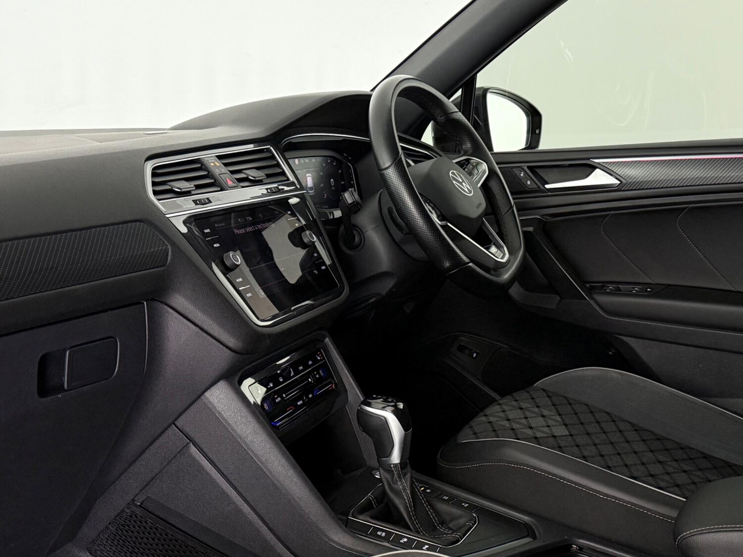 Used Volkswagen Tiguan Allspace 2023 for sale - 77873120: Photo 19