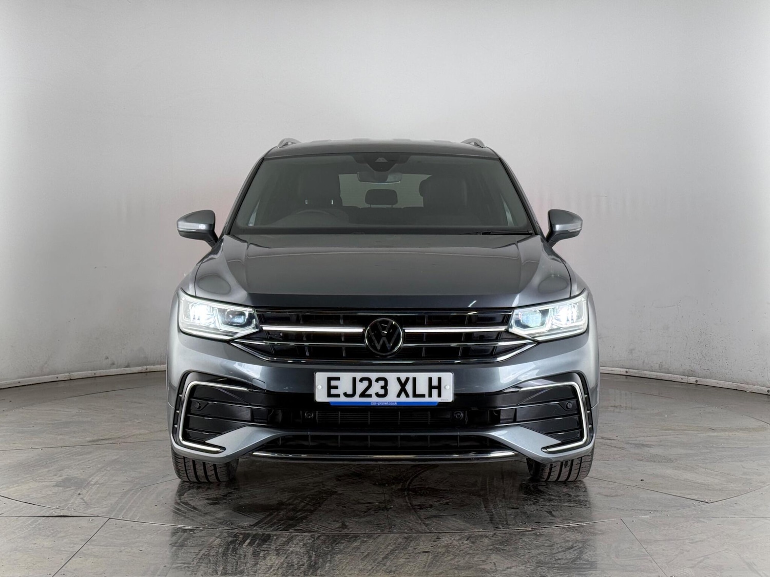 Used Volkswagen Tiguan Allspace 2023 for sale - 77873120: Photo 2