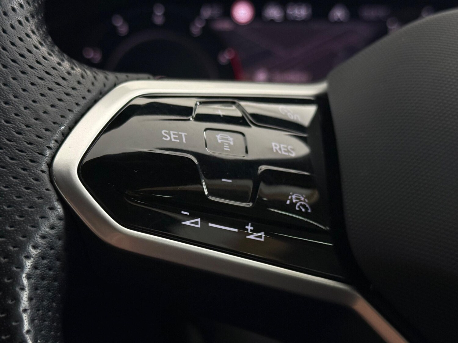 Used Volkswagen Tiguan Allspace 2023 for sale - 77873120: Photo 22