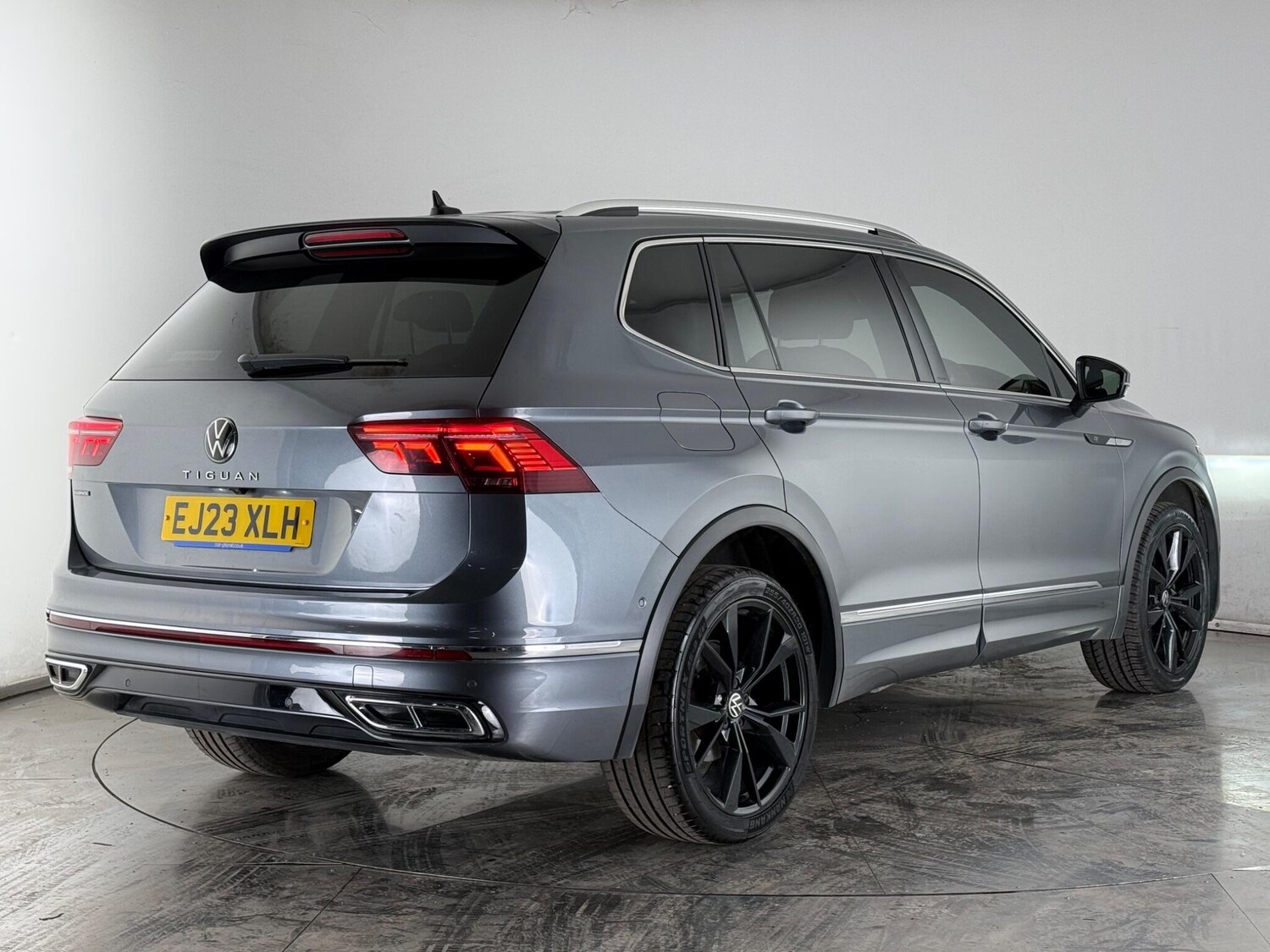 Used Volkswagen Tiguan Allspace 2023 for sale - 77873120: Photo 6