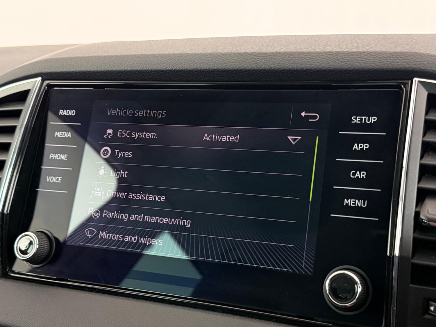 Used Skoda Karoq 2019 for sale - 76467072: Photo 41