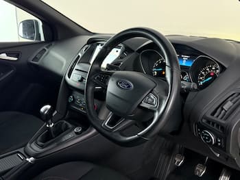 Used Ford Focus 2018 for sale - 79590884: Photo