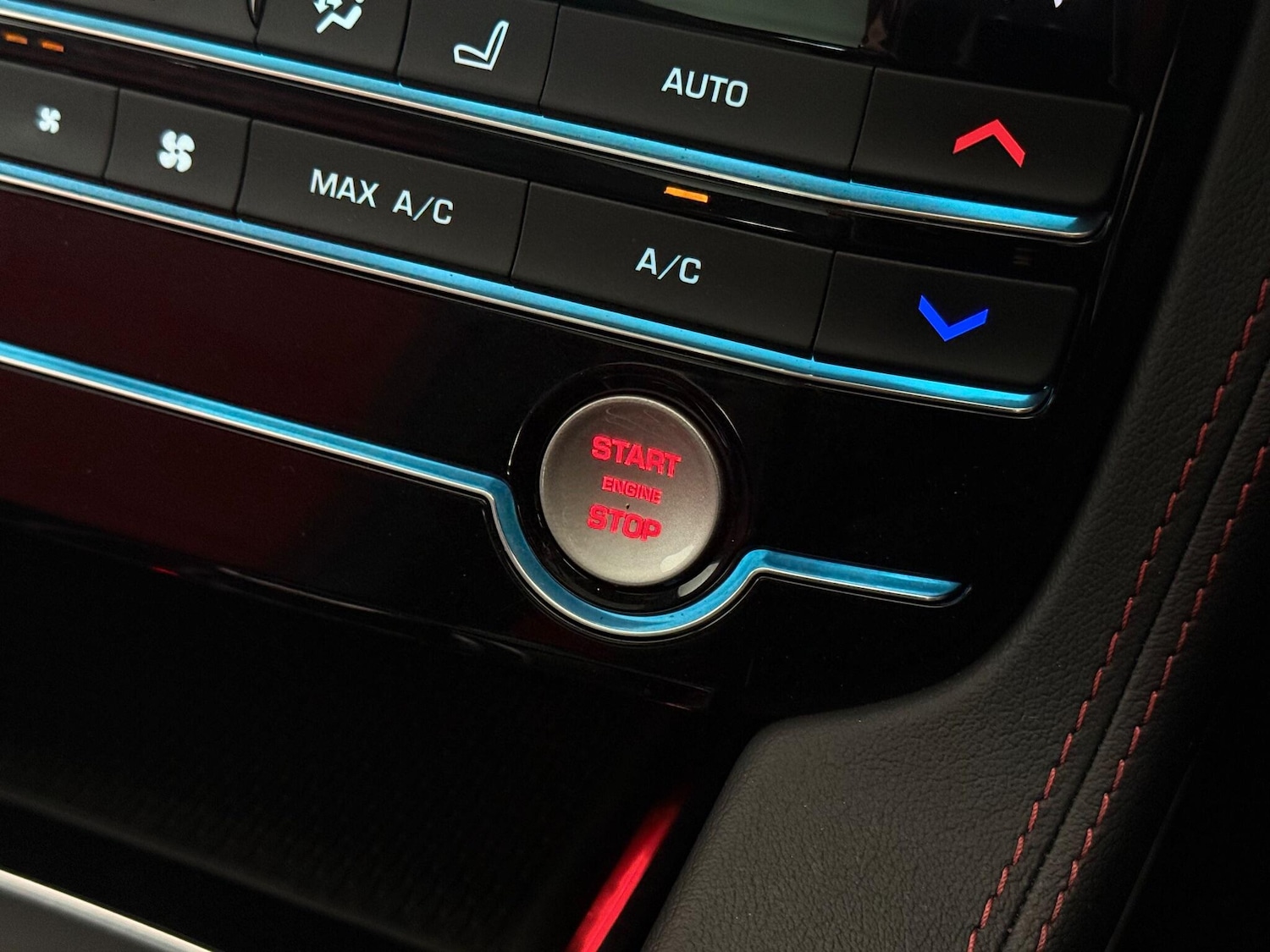 Used Jaguar F-Pace 2019 for sale - 77183025: Photo 36