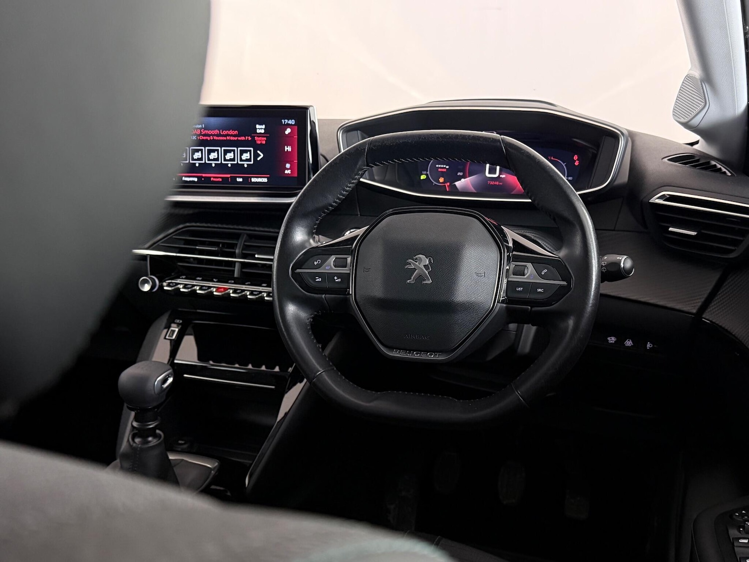 Used Peugeot 208 2020 for sale - 76466932: Photo 20