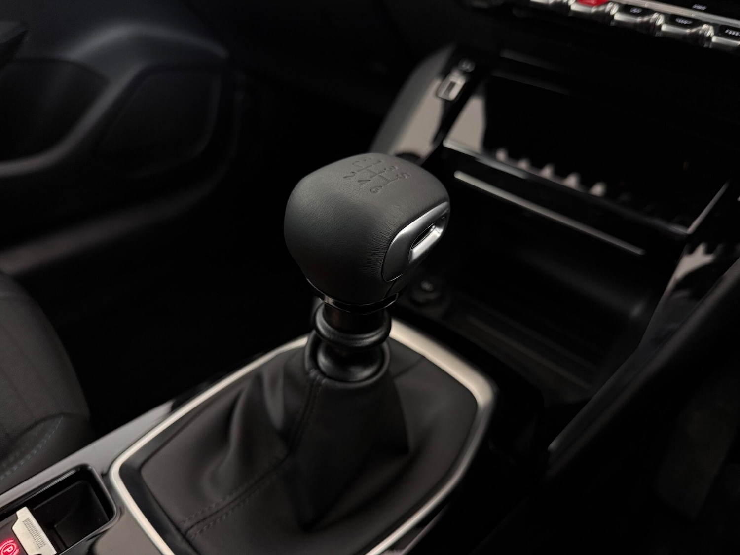 Used Peugeot 208 2020 for sale - 76466932: Photo 42