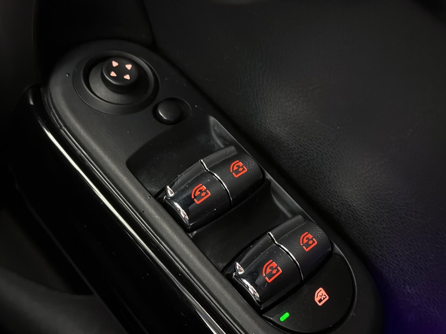 Used MINI Hatch 2018 for sale - 77387818: Photo 23