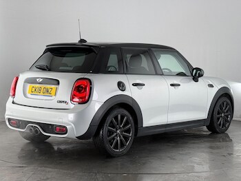 Used MINI Hatch 2018 for sale - 77387818: Photo