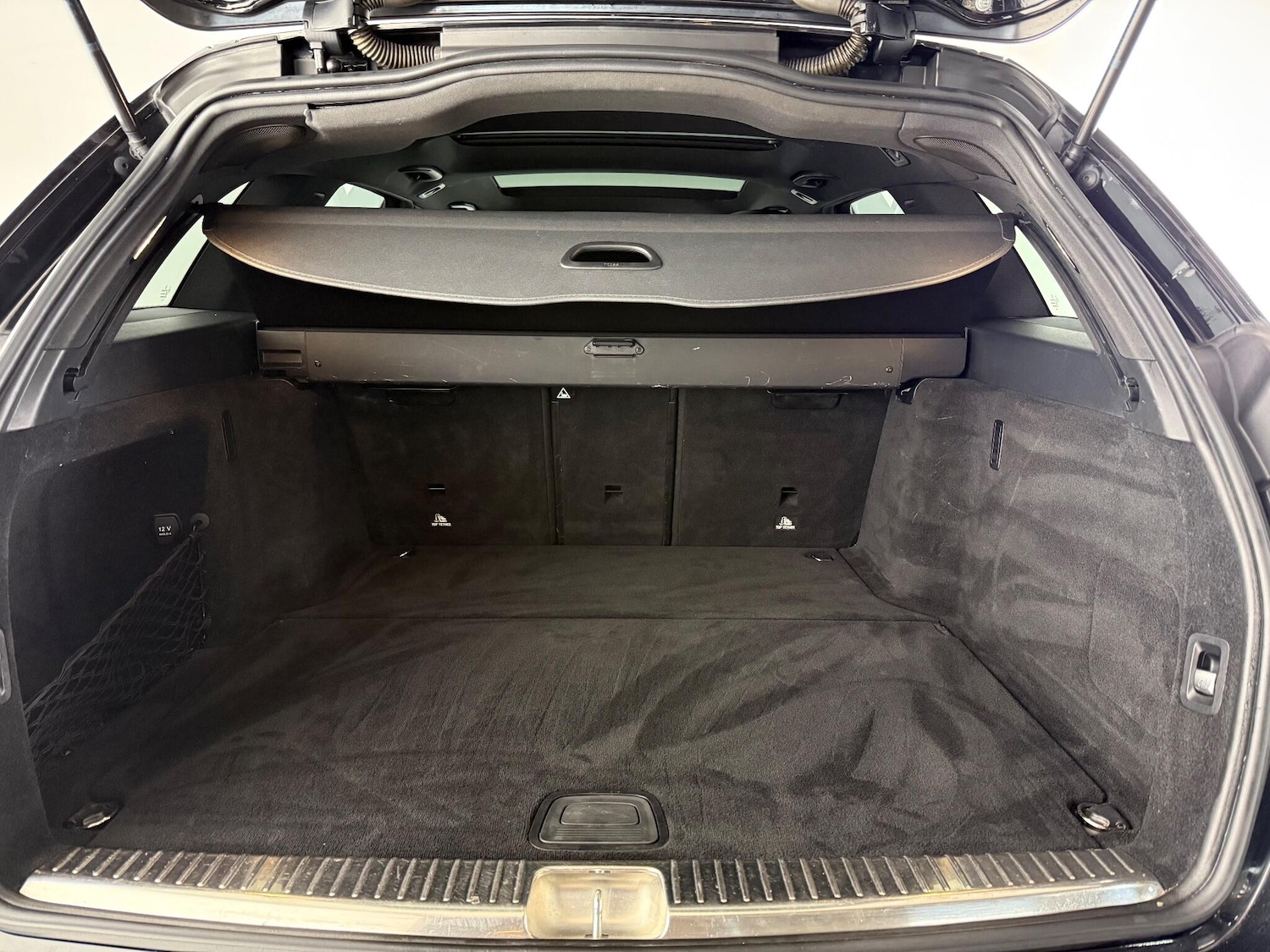 Used Mercedes-Benz C Class 2016 for sale - 77260070: Photo 10