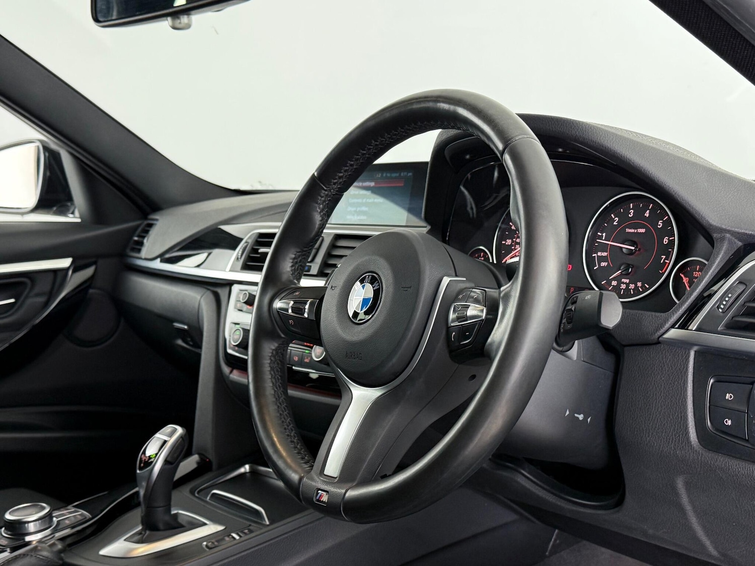 Used BMW 3 Series 2019 for sale - 77259716: Photo 19