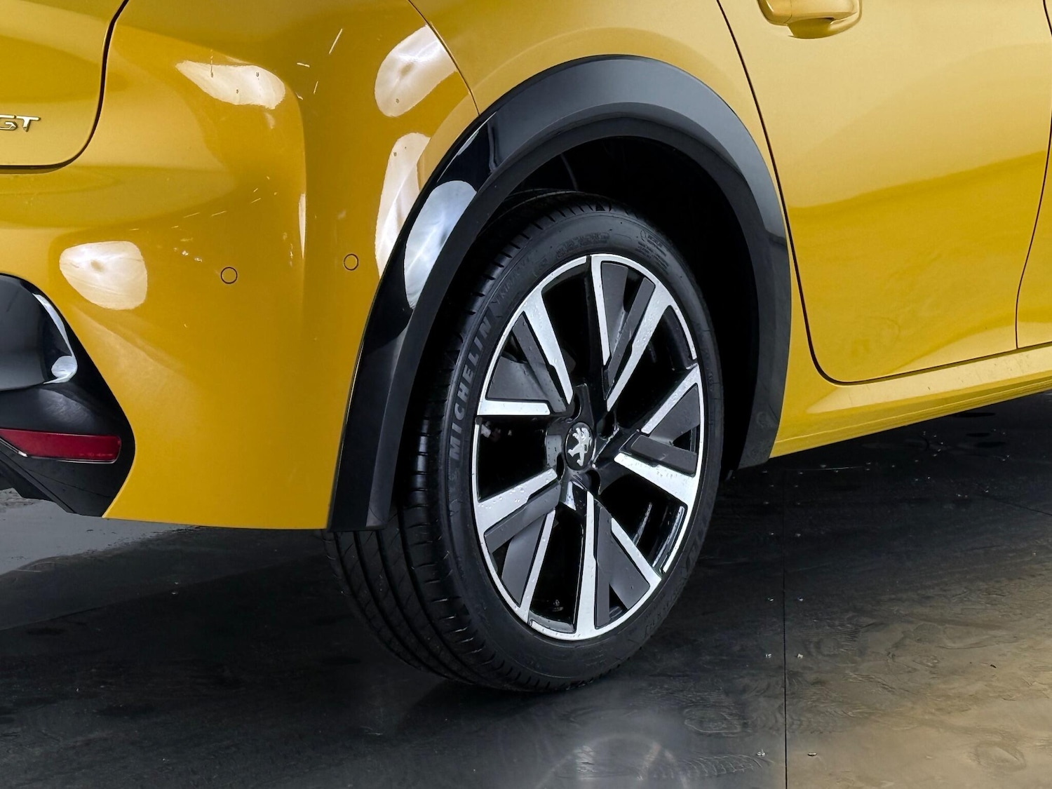 Used Peugeot 208 2021 for sale - 77221669: Photo 8