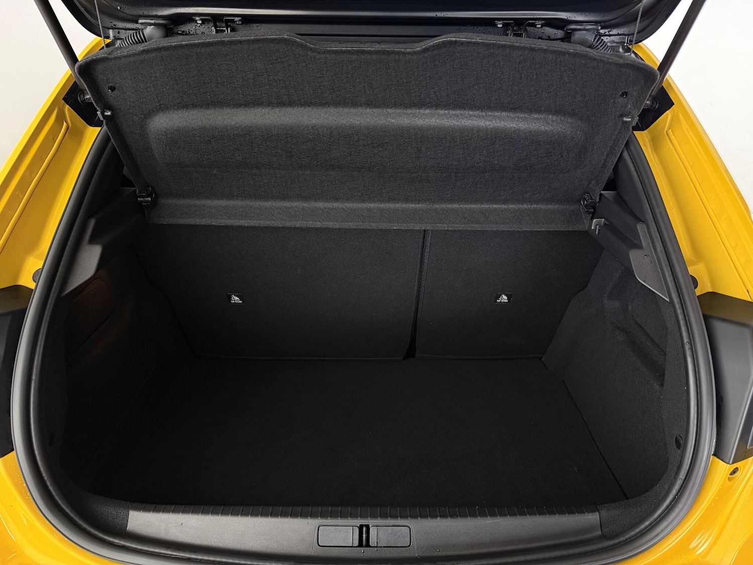 Used Peugeot 208 2021 for sale - 77221669: Photo 9