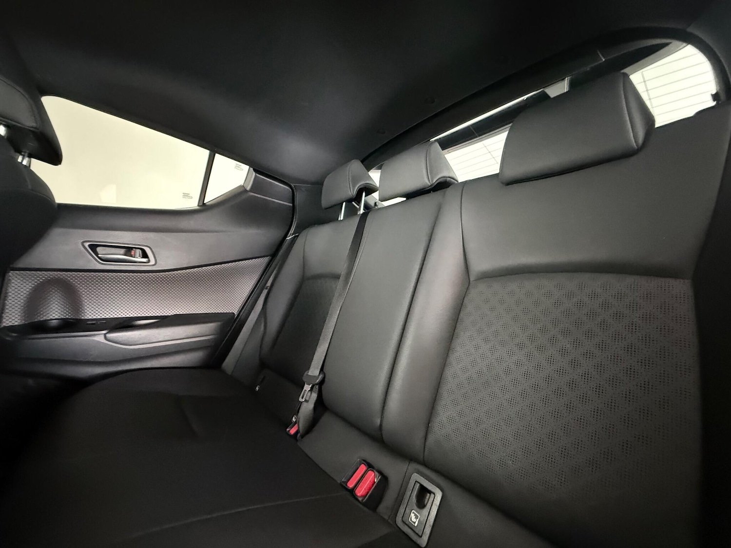 Used Toyota C-HR 2021 for sale - 77222275: Photo 14