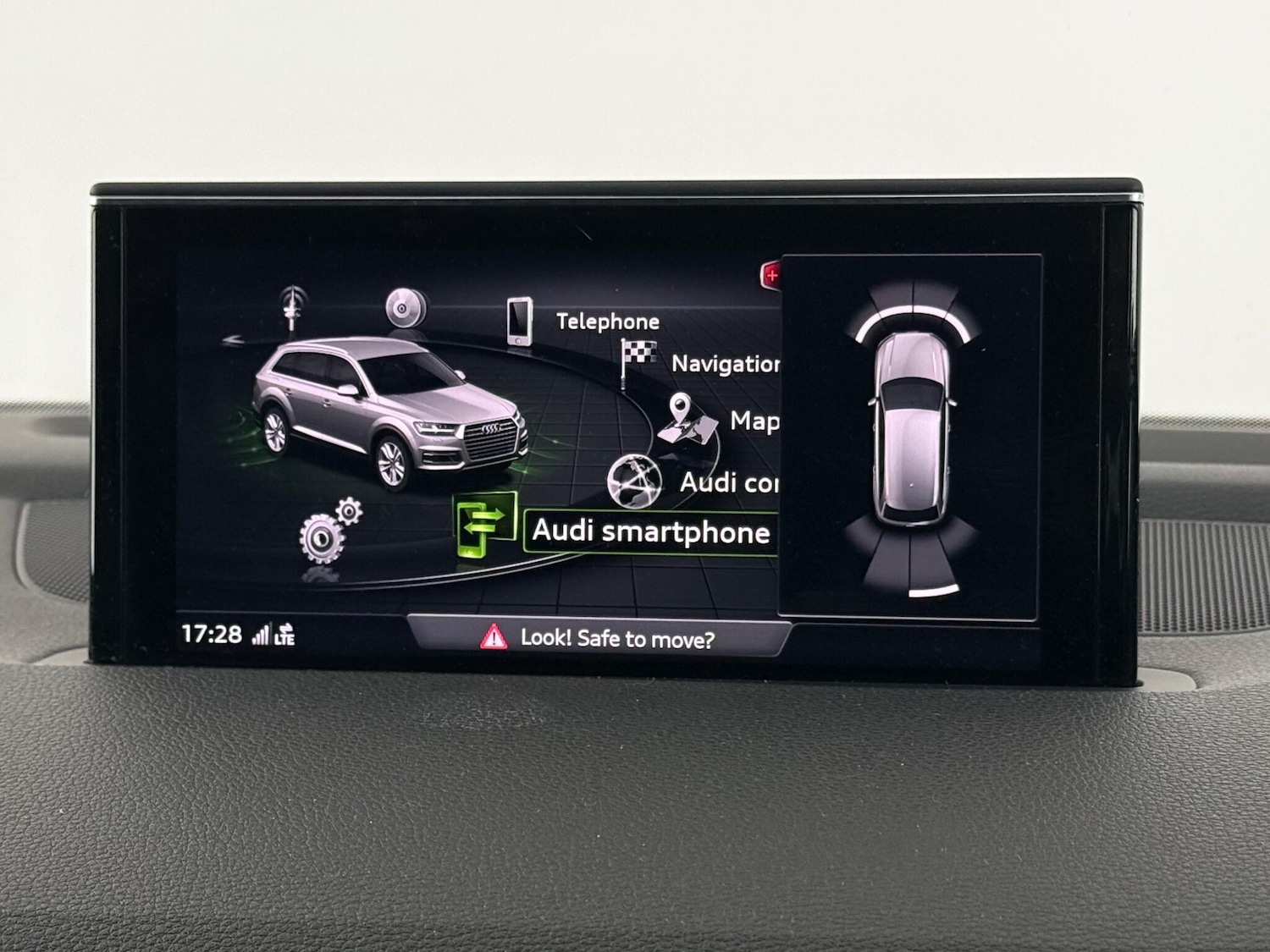 Used Audi Q7 2017 for sale - 77182847: Photo 30