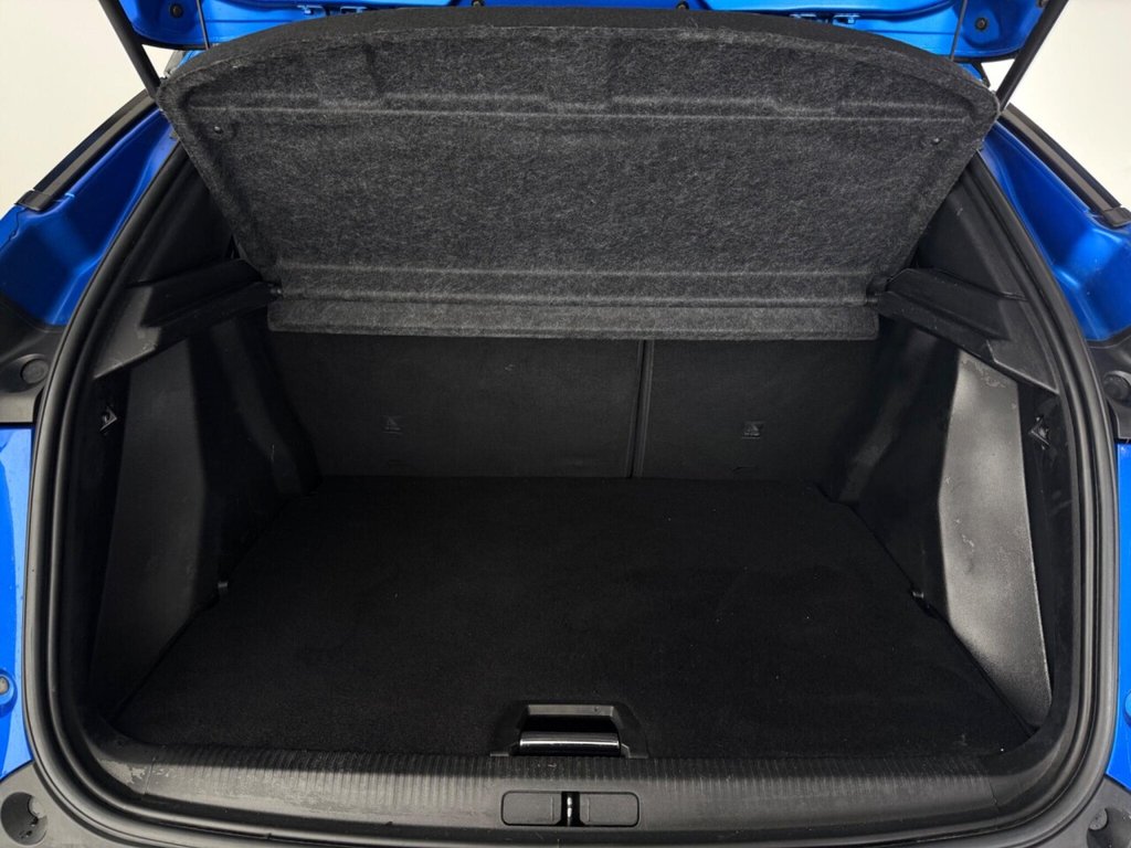 Used Peugeot 2008 2020 for sale - 76395801: Photo 13