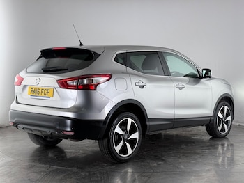 Used Nissan Qashqai 2016 for sale - 77222505: Photo