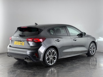 Used Ford Focus 2022 for sale - 76178507: Photo
