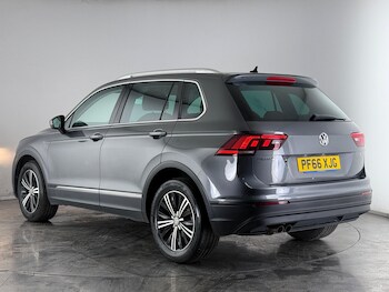 Used Volkswagen Tiguan 2016 for sale - 77259536: Photo