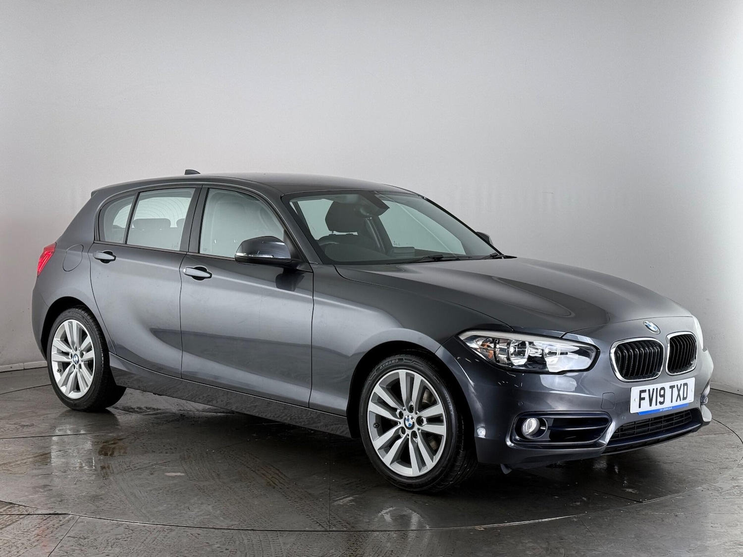 Used BMW 1 Series 2019 for sale - 76467113: Photo 1