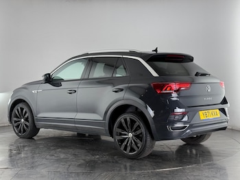 Used Volkswagen T-Roc 2022 for sale - 77575514: Photo