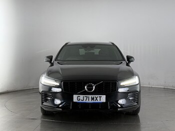 Used Volvo V60 2021 for sale - 77332090: Photo