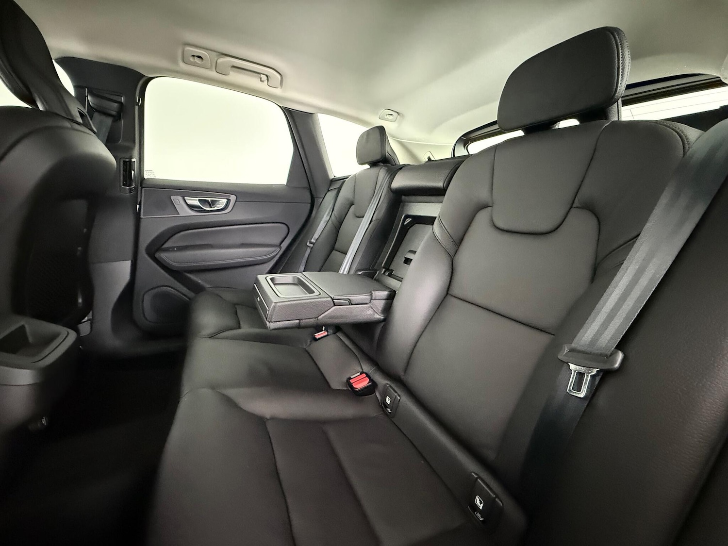 Used Volvo XC60 2020 for sale - 77246124: Photo 16