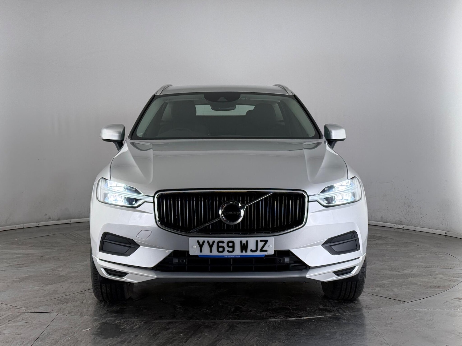 Used Volvo XC60 2020 for sale - 77246124: Photo 5