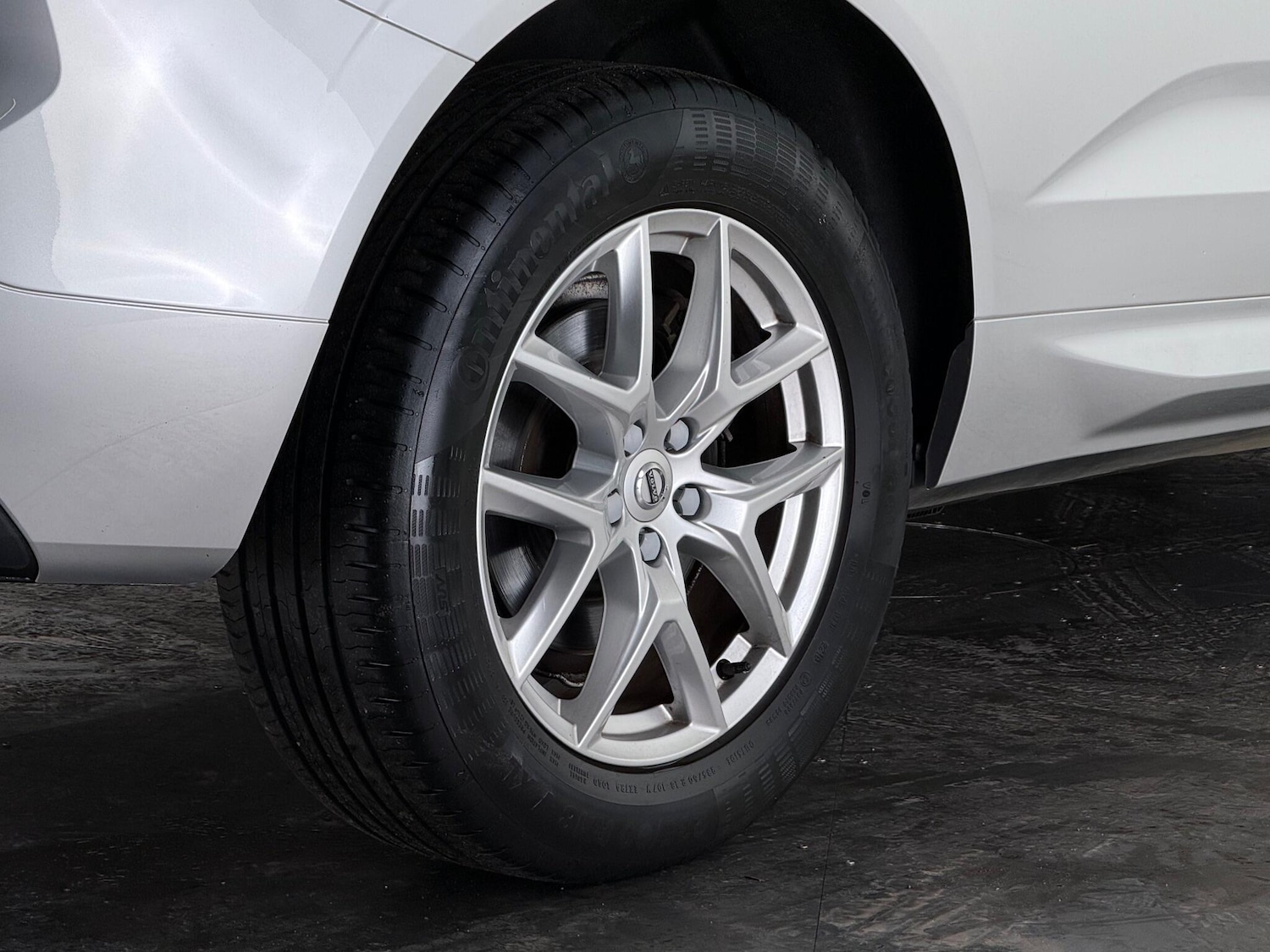 Used Volvo XC60 2020 for sale - 77246124: Photo 8