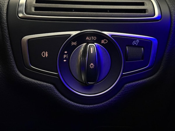 Used Mercedes-Benz C-Class 2019 for sale - 76235504: Photo 28