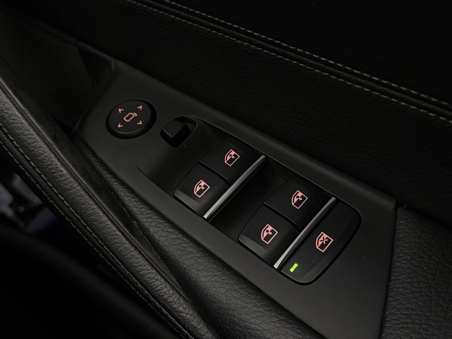 Used BMW 5 Series 2018 for sale - 77182358: Photo 19