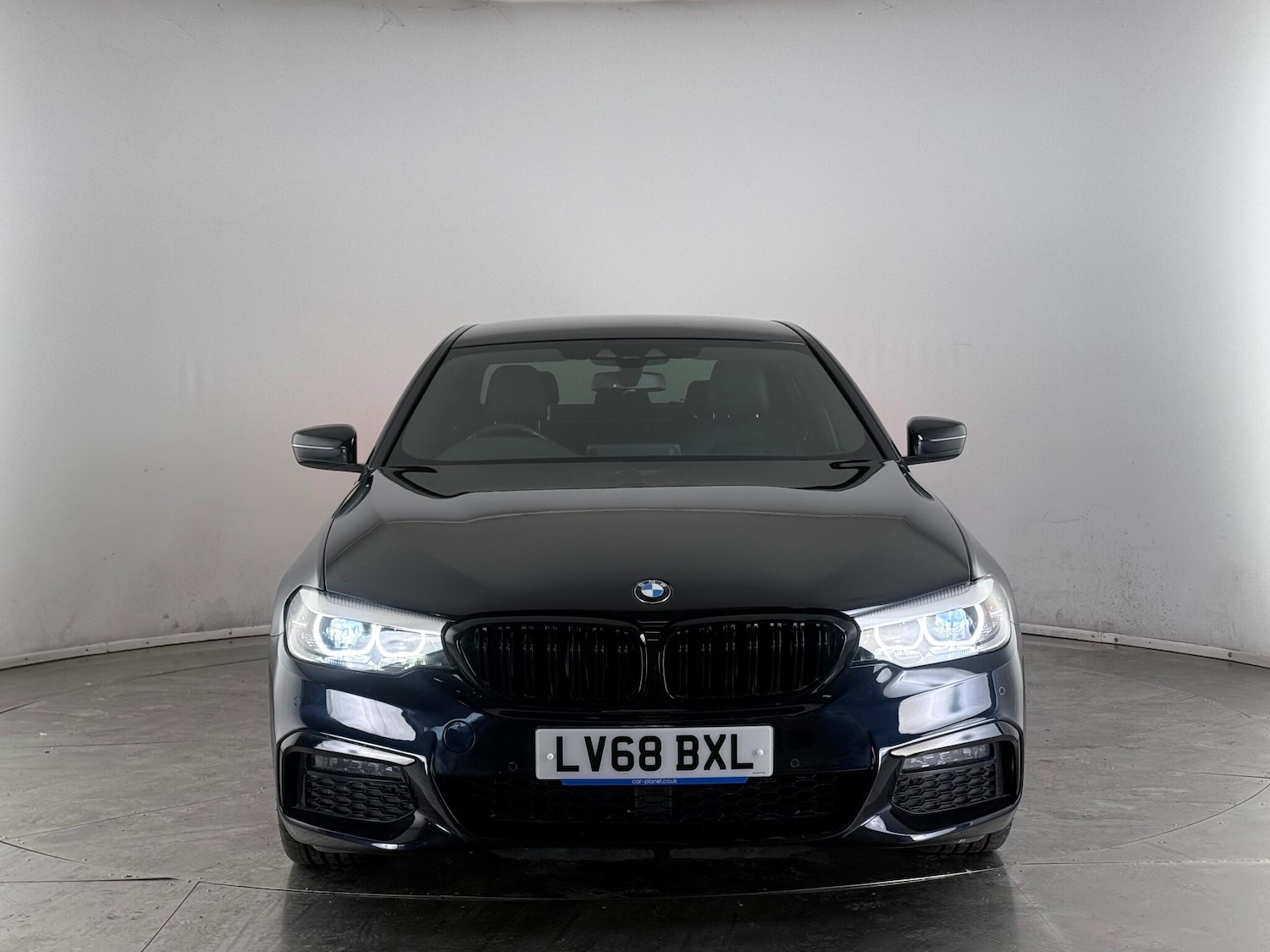 Used BMW 5 Series 2018 for sale - 77182358: Photo 5