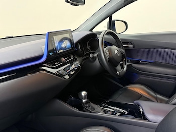 Used Toyota C-HR 2018 for sale - 78587022: Photo