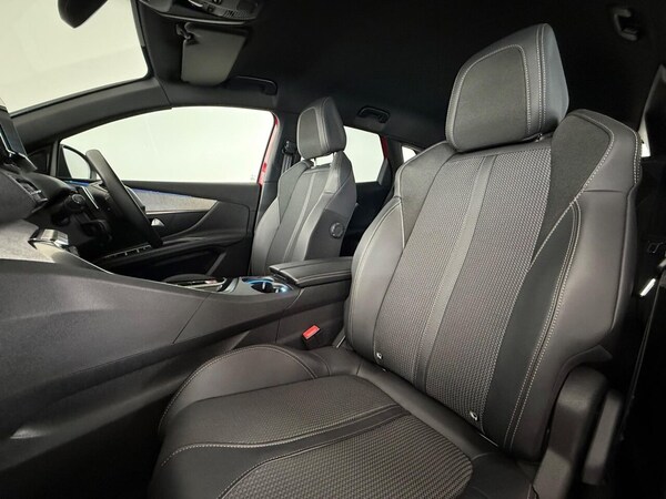 Used Peugeot 3008 2023 for sale - 74942887: Photo 17