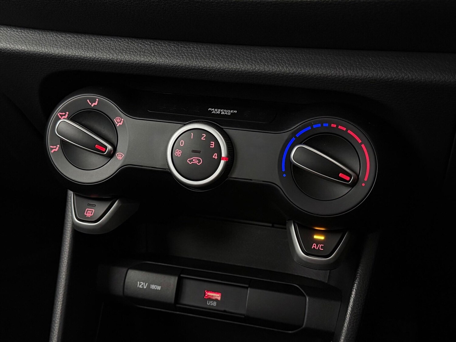 Used Kia Picanto 2022 for sale - 77280036: Photo 28