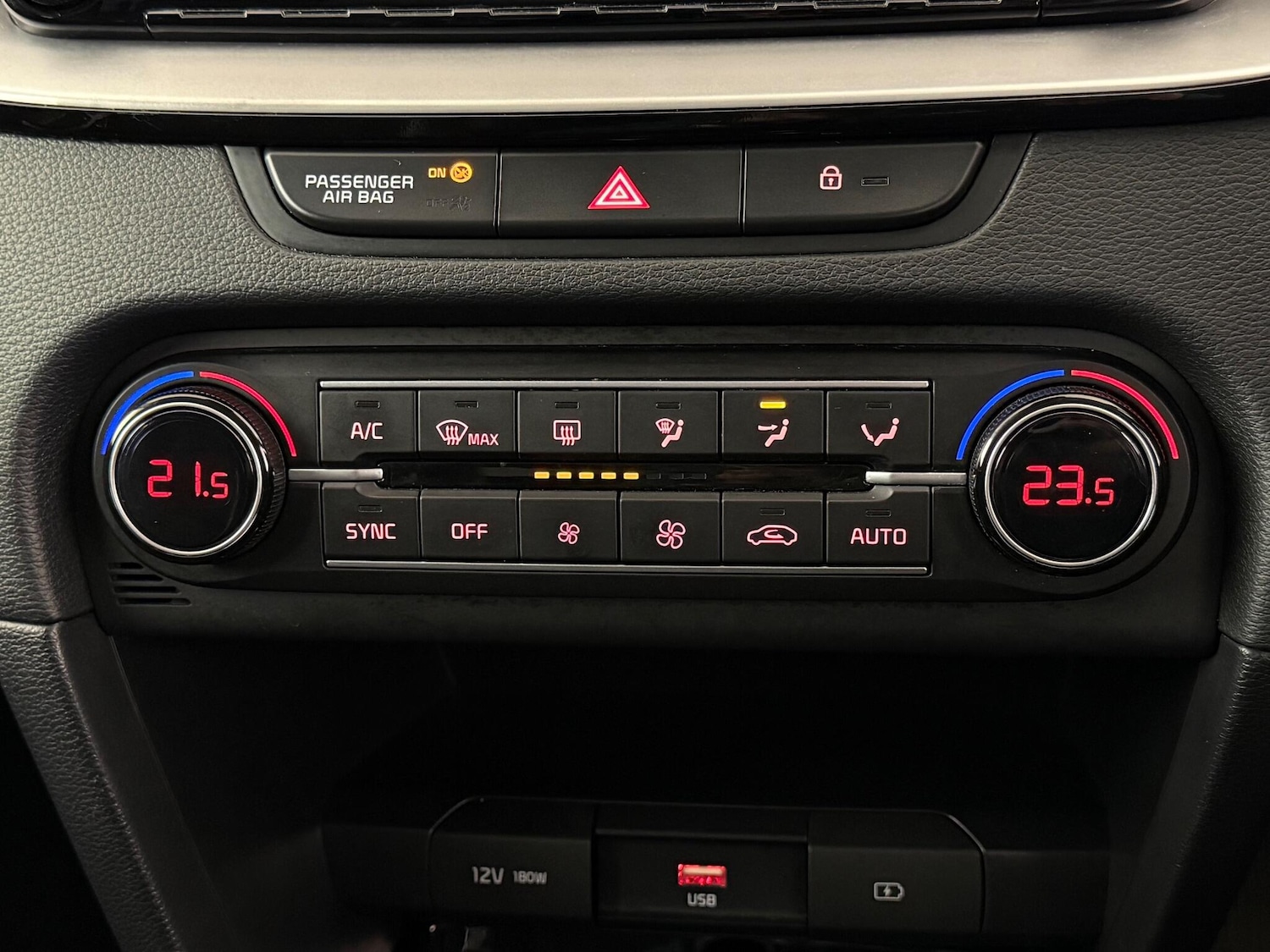 Used Kia Ceed 2022 for sale - 77182909: Photo 33