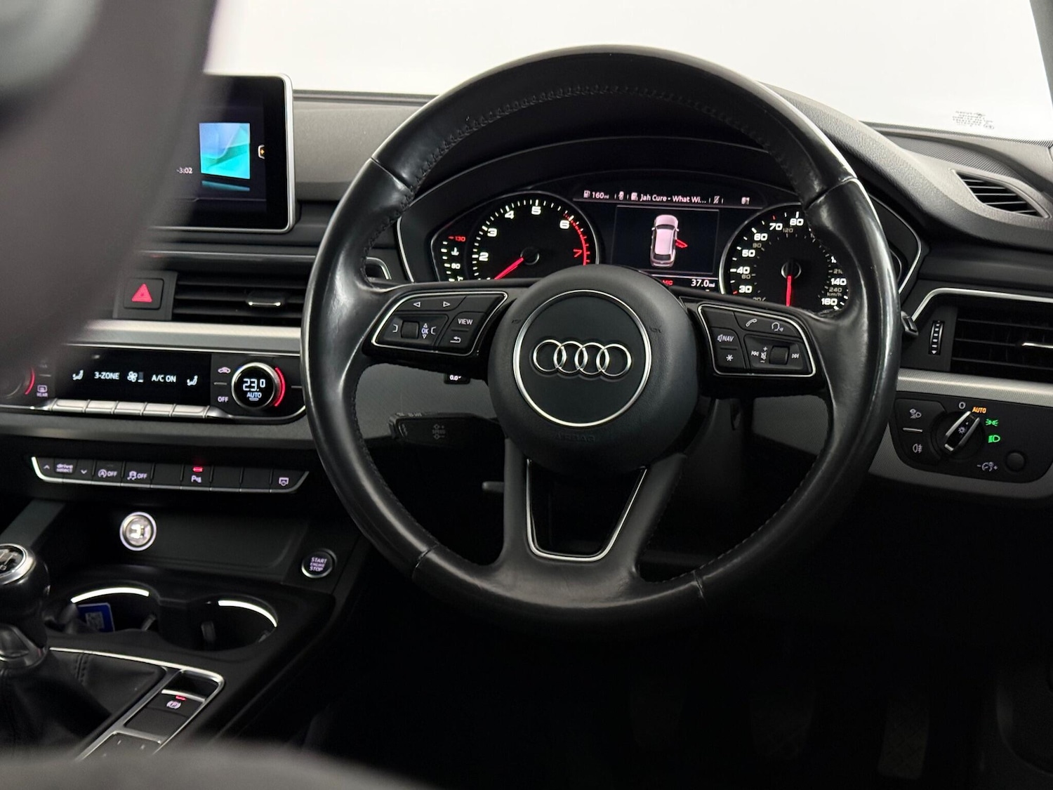 Used Audi A4 Avant 2016 for sale - 77222463: Photo 17