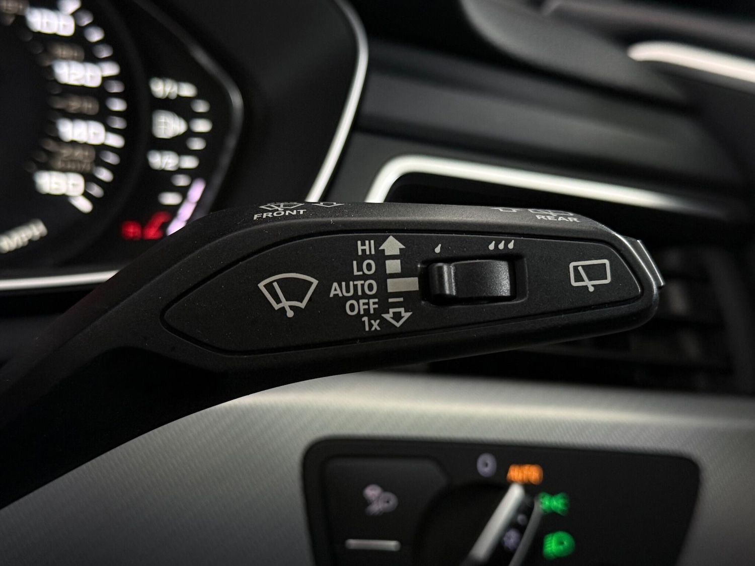 Used Audi A4 Avant 2016 for sale - 77222463: Photo 25