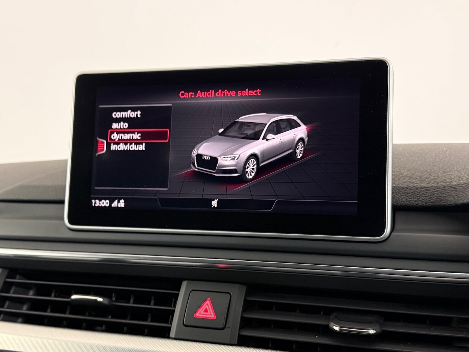 Used Audi A4 Avant 2016 for sale - 77222463: Photo 26