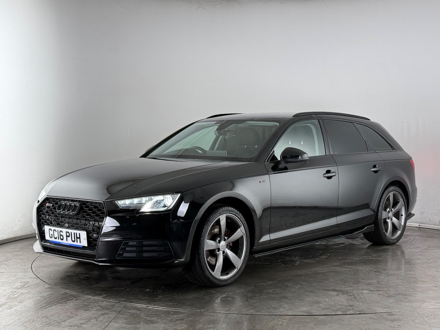 Used Audi A4 Avant 2016 for sale - 77222463: Photo 3