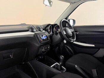 Used Suzuki Swift 2019 for sale - 78574270: Photo