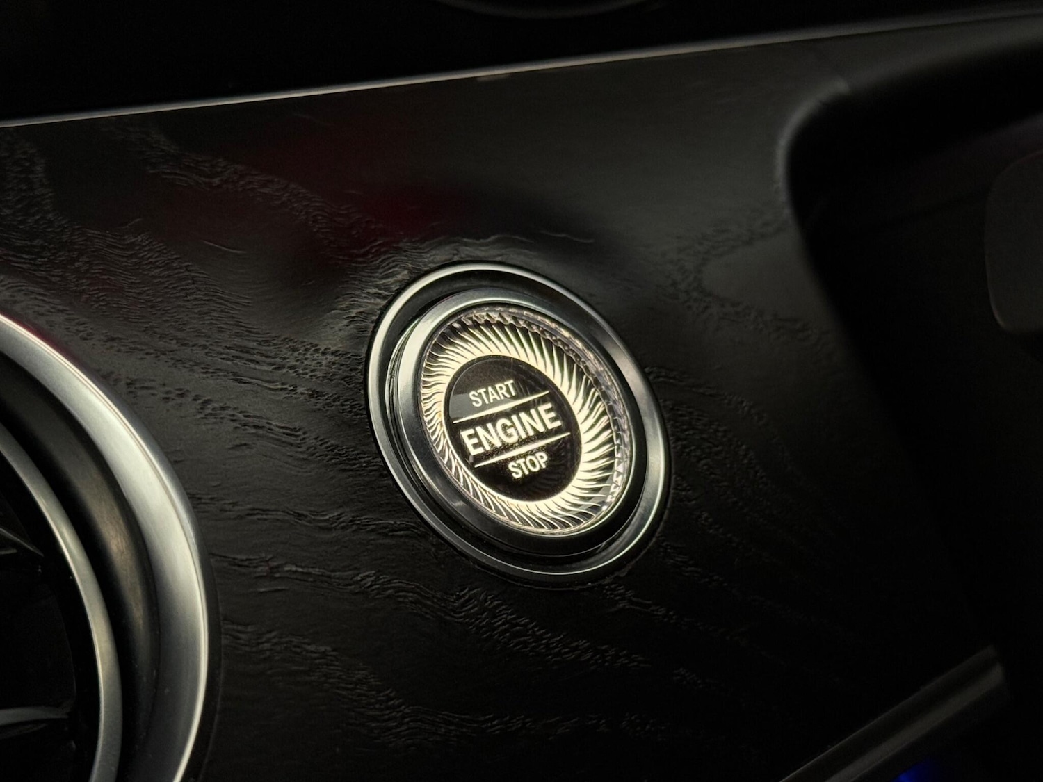 Used Mercedes-Benz E Class 2018 for sale - 76466746: Photo 27