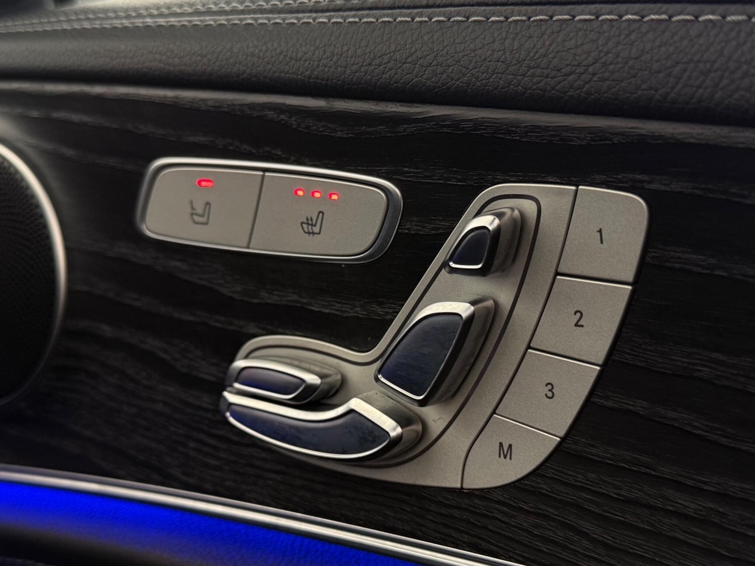 Used Mercedes-Benz E Class 2018 for sale - 76466746: Photo 30