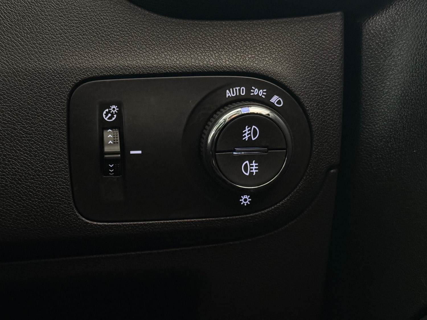 Used Vauxhall Crossland 2022 for sale - 77246567: Photo 28